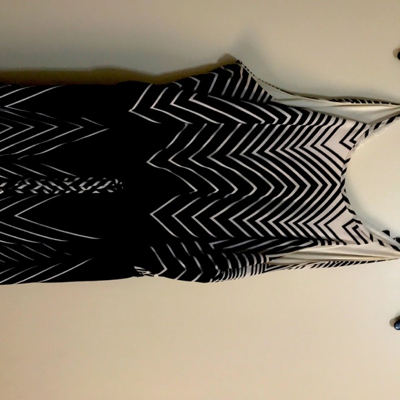 Long dress - Picture 1 of 5